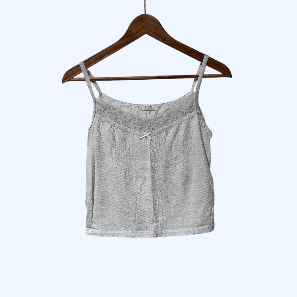 John galt white lace crinkle